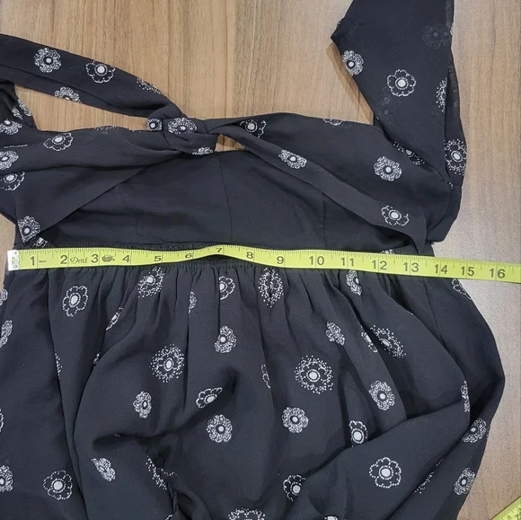 Urban Outfitters Black Lanette Chiffon Long Sleeves Babydoll Mini Dress Size S - Picture 6 of 11